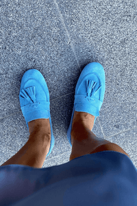 Mocasines Magenta de Ante con Borlas