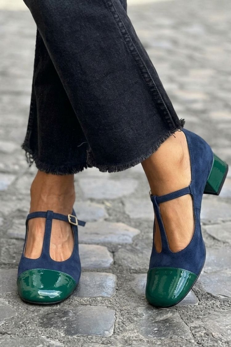 Tacones Anchos Morados Correa en T