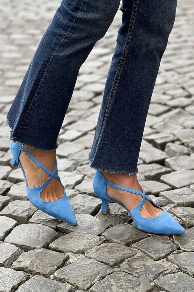 Tacones Bajos Caqui Correa Cruzada