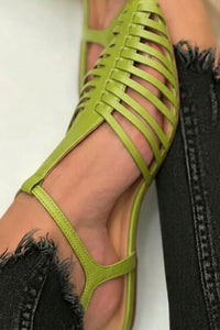 Sandalias Negras Correa en T