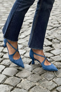 Tacones Bajos Caqui Correa Cruzada