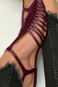 Sandalias Negras Correa en T