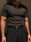 Marrón oscuro