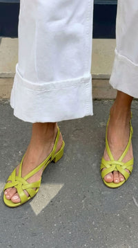 Sandalias Nude Piel Correa Cruzada