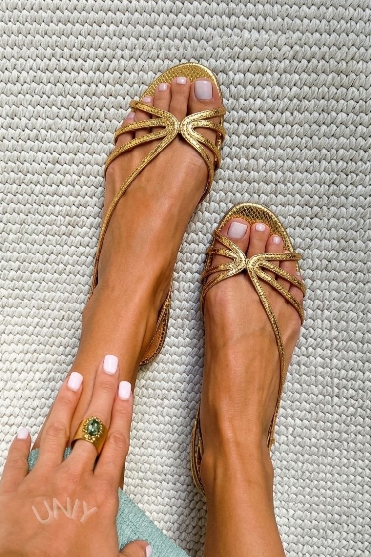 Sandalias Metalizadas Pitón en Relieve