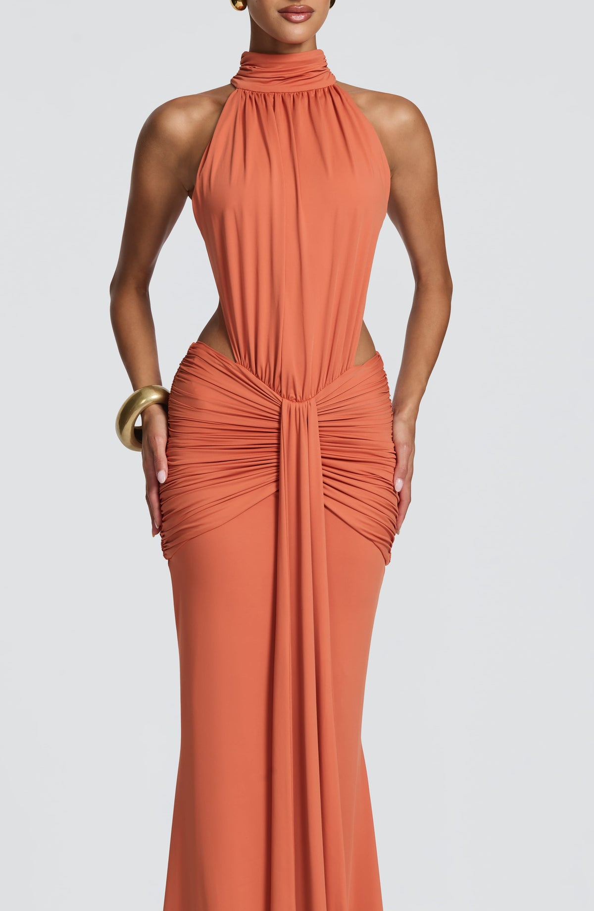 Vestido Maxi de Cuello Alto Silvia