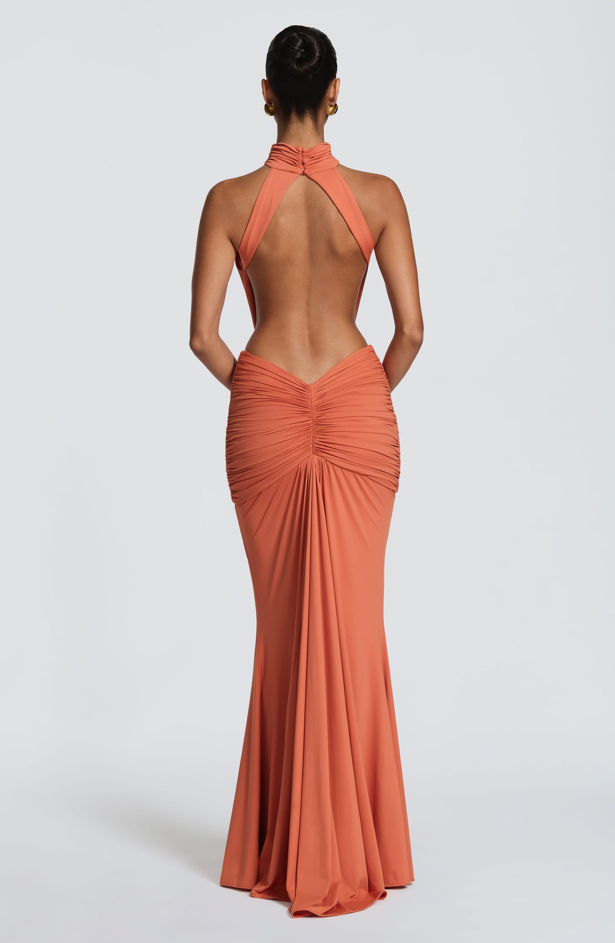 Vestido Maxi de Cuello Alto Silvia