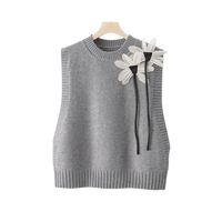 Conjunto de Punto 3 Piezas Chaleco Floral y Pantalón Ancho
