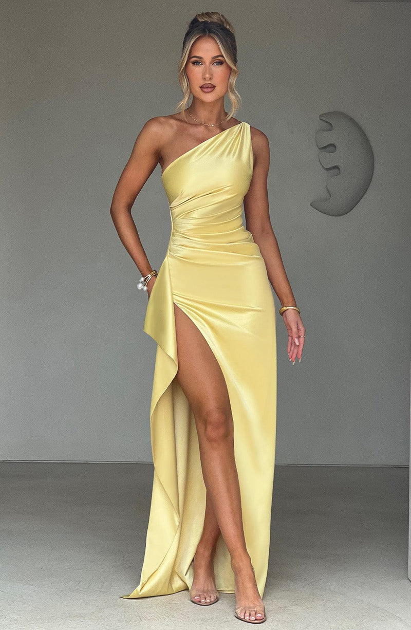 Vestido Maxi Asimétrico Estrella