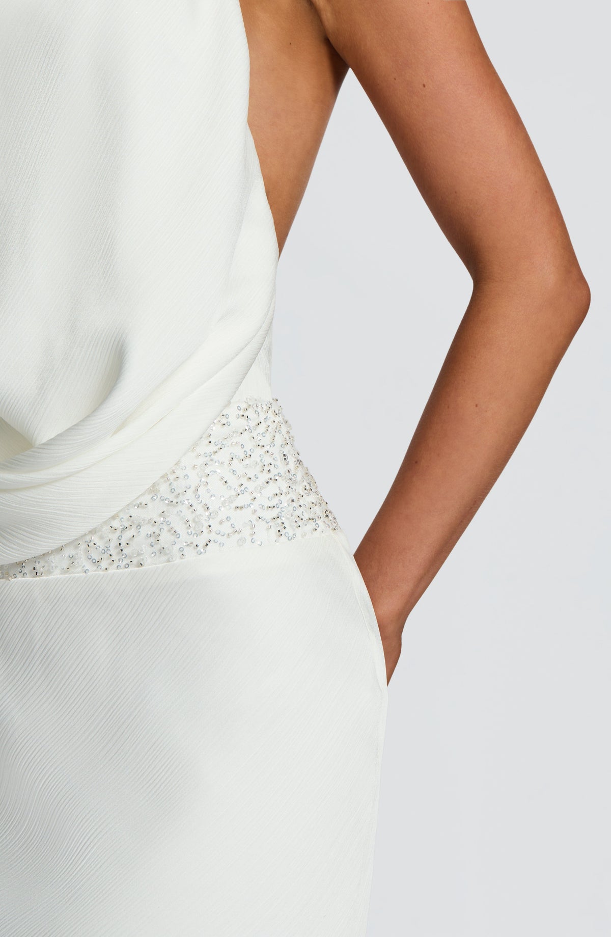 Vestido Maxi de Cuello Alto Zaida