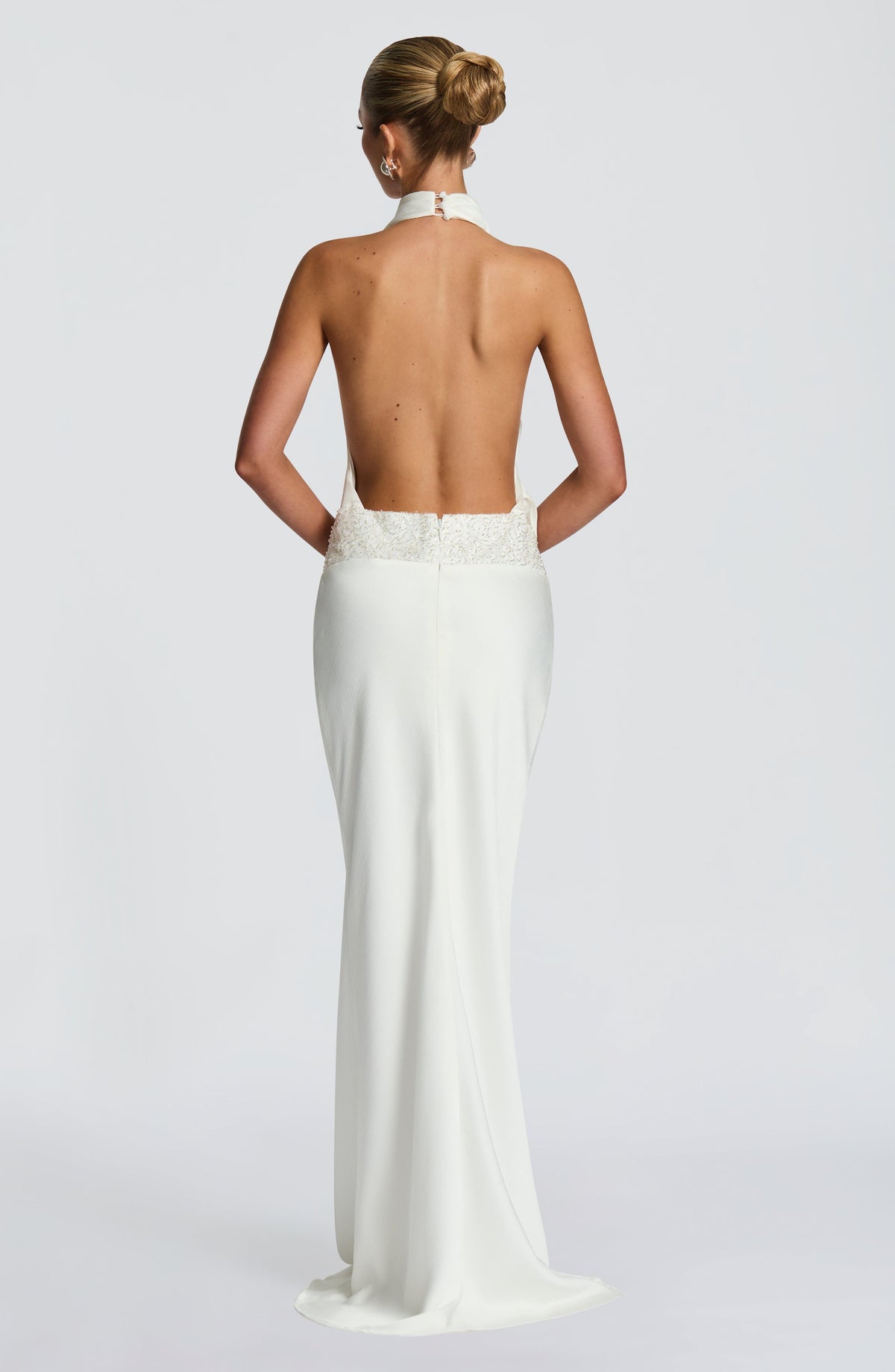 Vestido Maxi de Cuello Alto Zaida