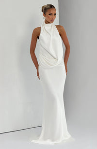 Vestido Maxi de Cuello Alto Zaida