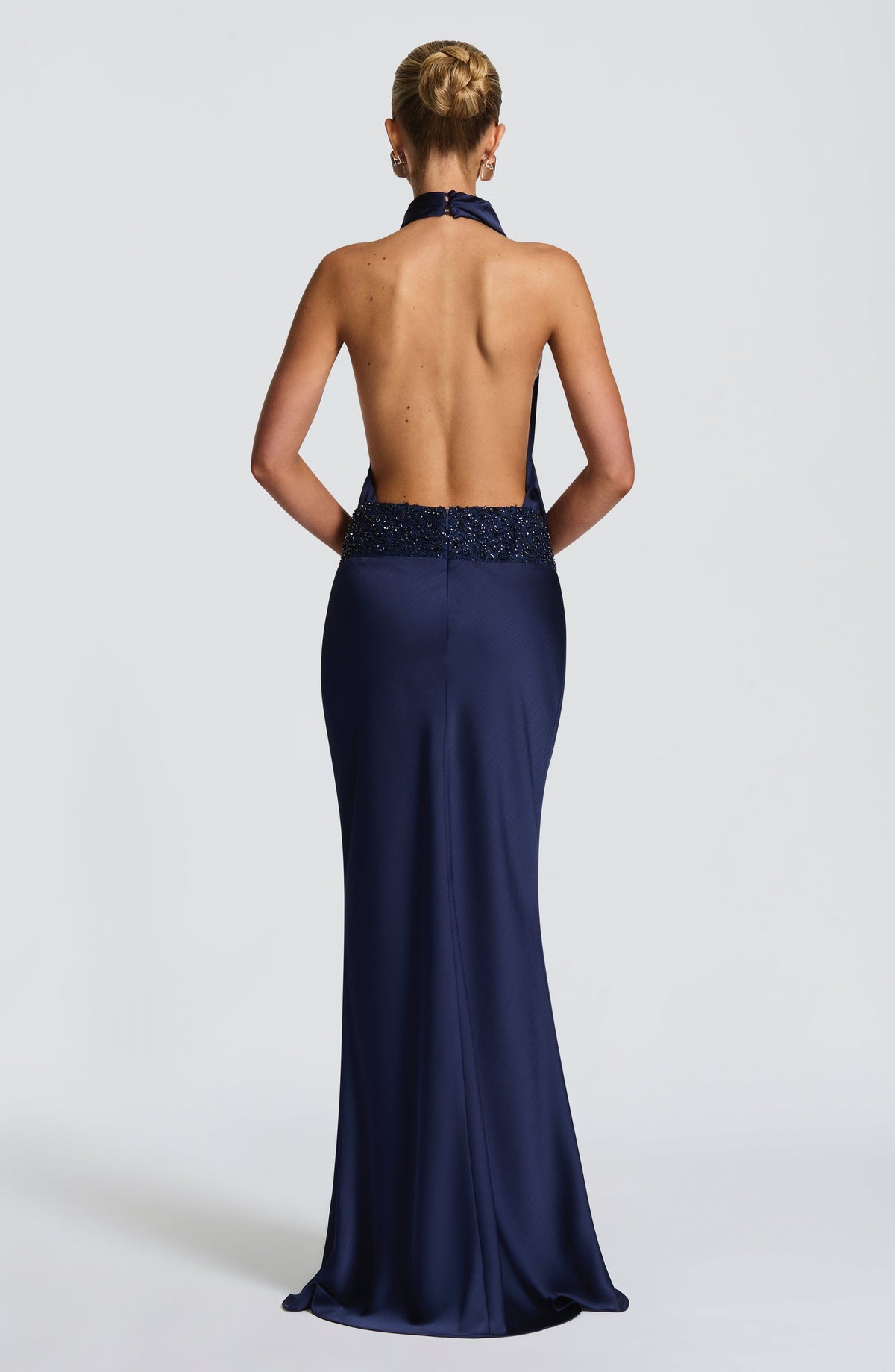 Vestido Maxi de Cuello Alto Daniela