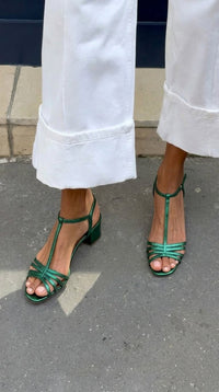 Sandalias Metalizadas Correa en T