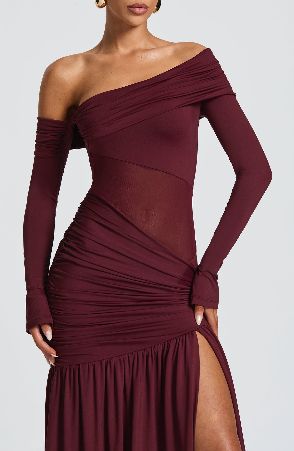 Vestido Maxi Asimétrico Leonor Helena