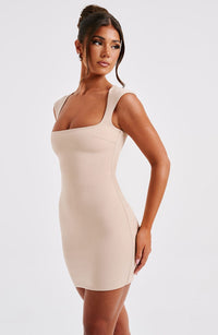 Vestido Mini con Brillo Telma Helena