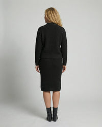 Conjunto de Punto Jersey y Falda Midi Cuello Alto