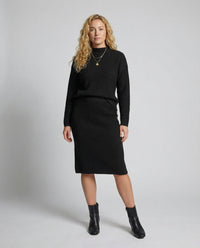 Conjunto de Punto Jersey y Falda Midi Cuello Alto
