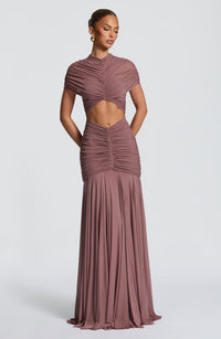 Vestido Maxi de Cuello Alto Andrea