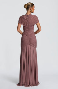 Vestido Maxi de Cuello Alto Andrea
