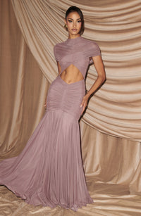 Vestido Maxi de Cuello Alto Ines