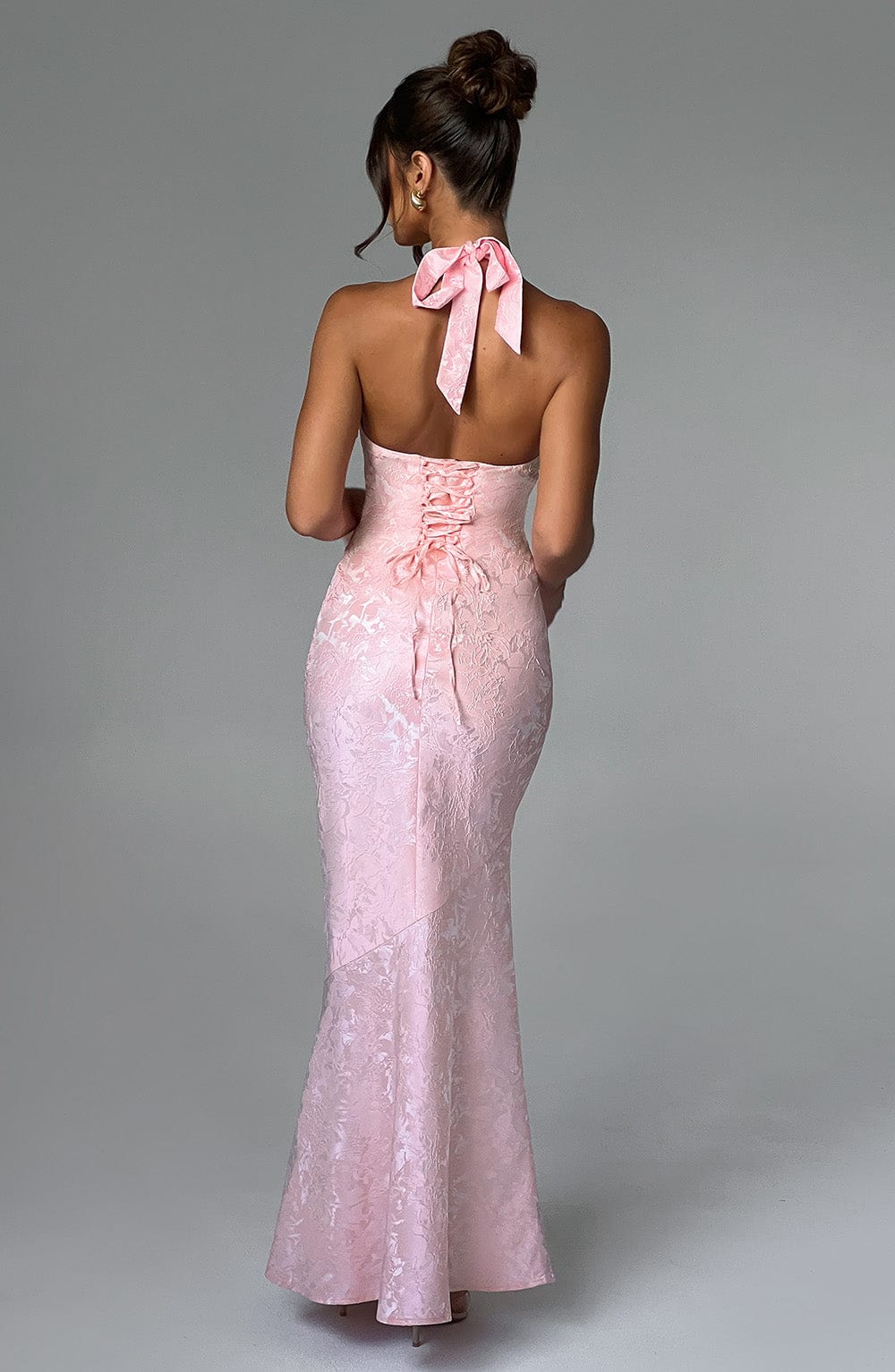 Vestido Maxi Halter Cayetana Violeta