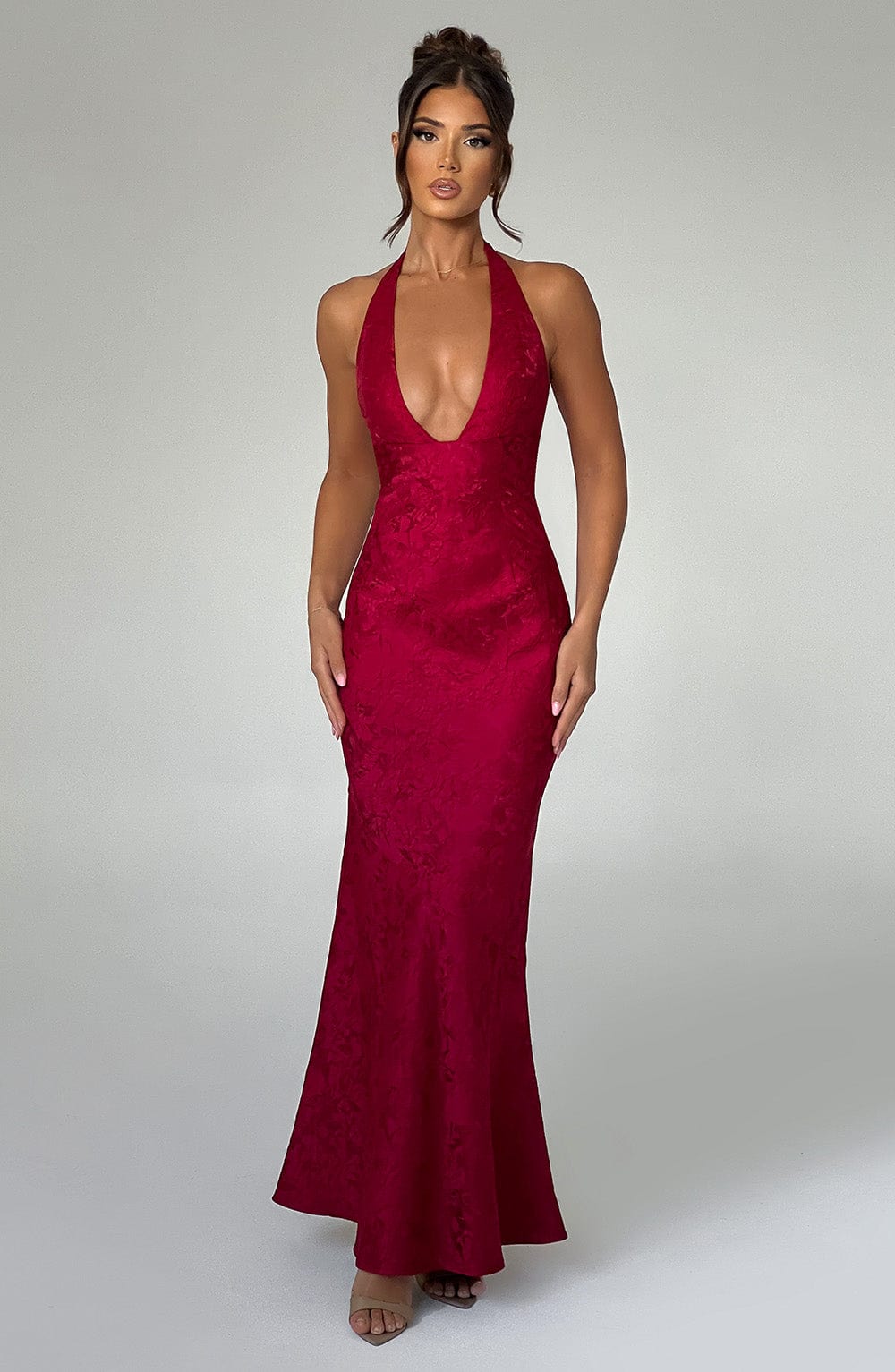 Vestido Maxi Halter Cayetana Violeta
