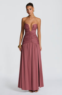 Vestido Maxi Palabra de Honor Violeta