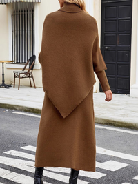 Conjunto de Punto Cuello Alto con Poncho y Falda Midi
