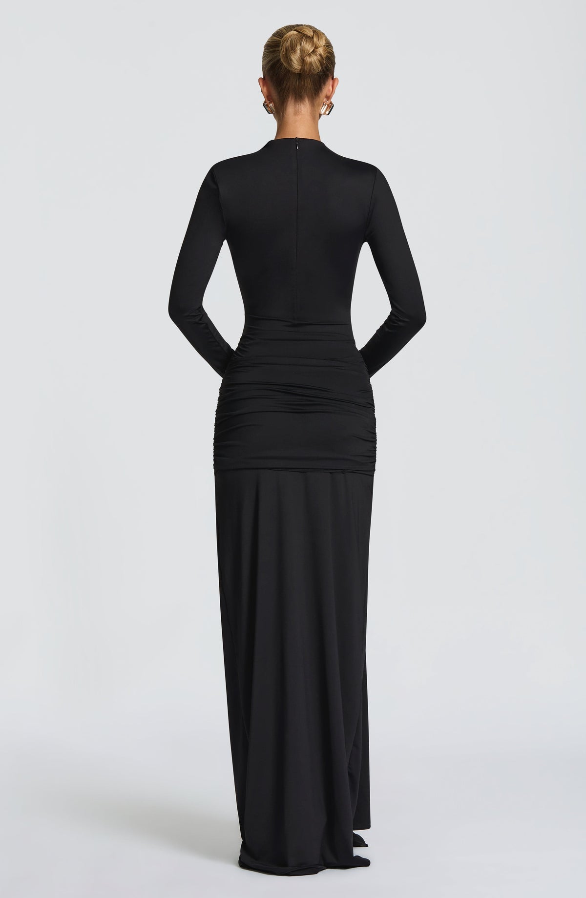 Vestido Maxi de Cuello Alto Amara Patricia