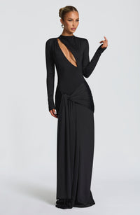 Vestido Maxi de Cuello Alto Amara Patricia