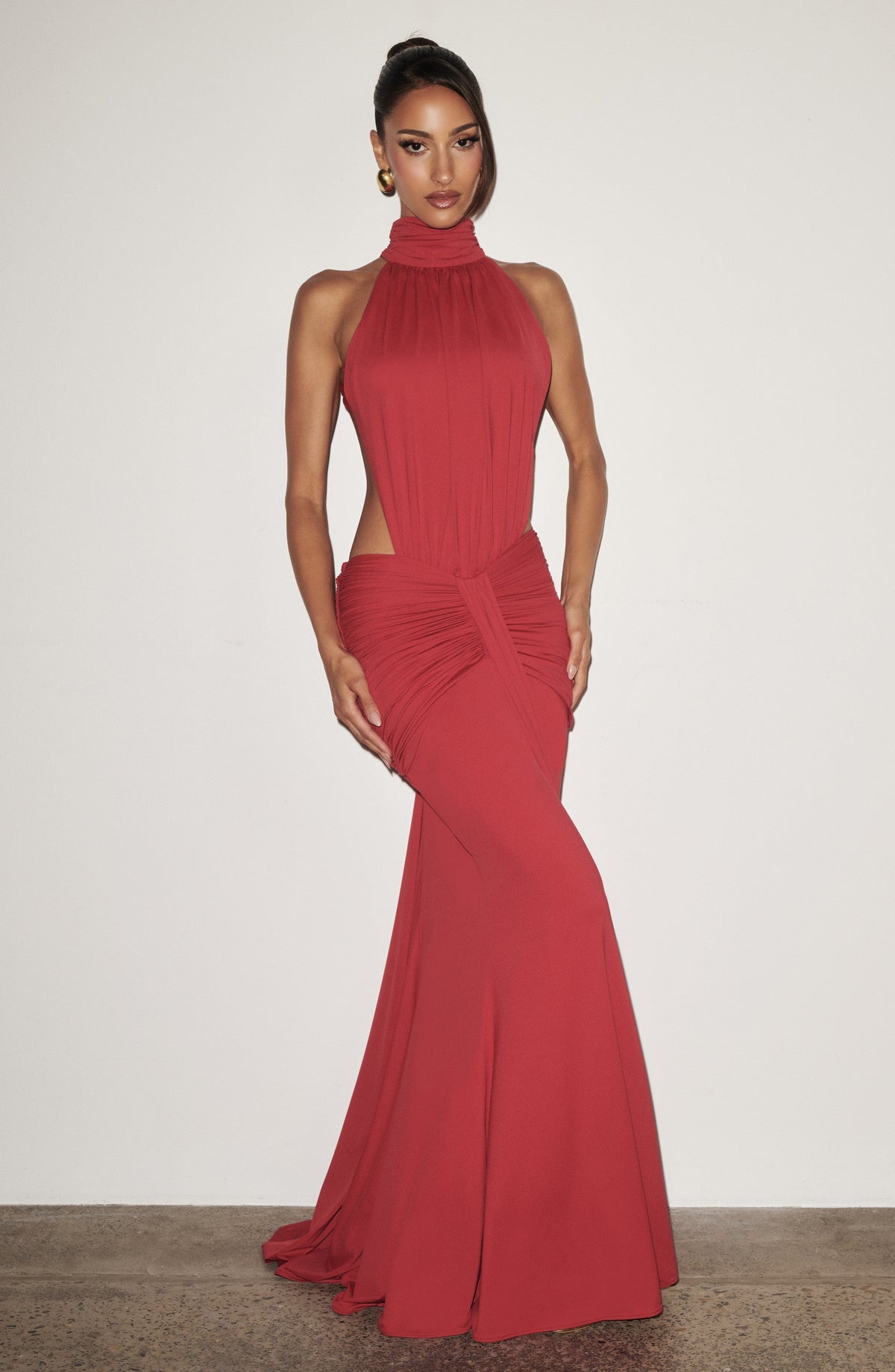 Vestido Maxi de Cuello Alto Nadia