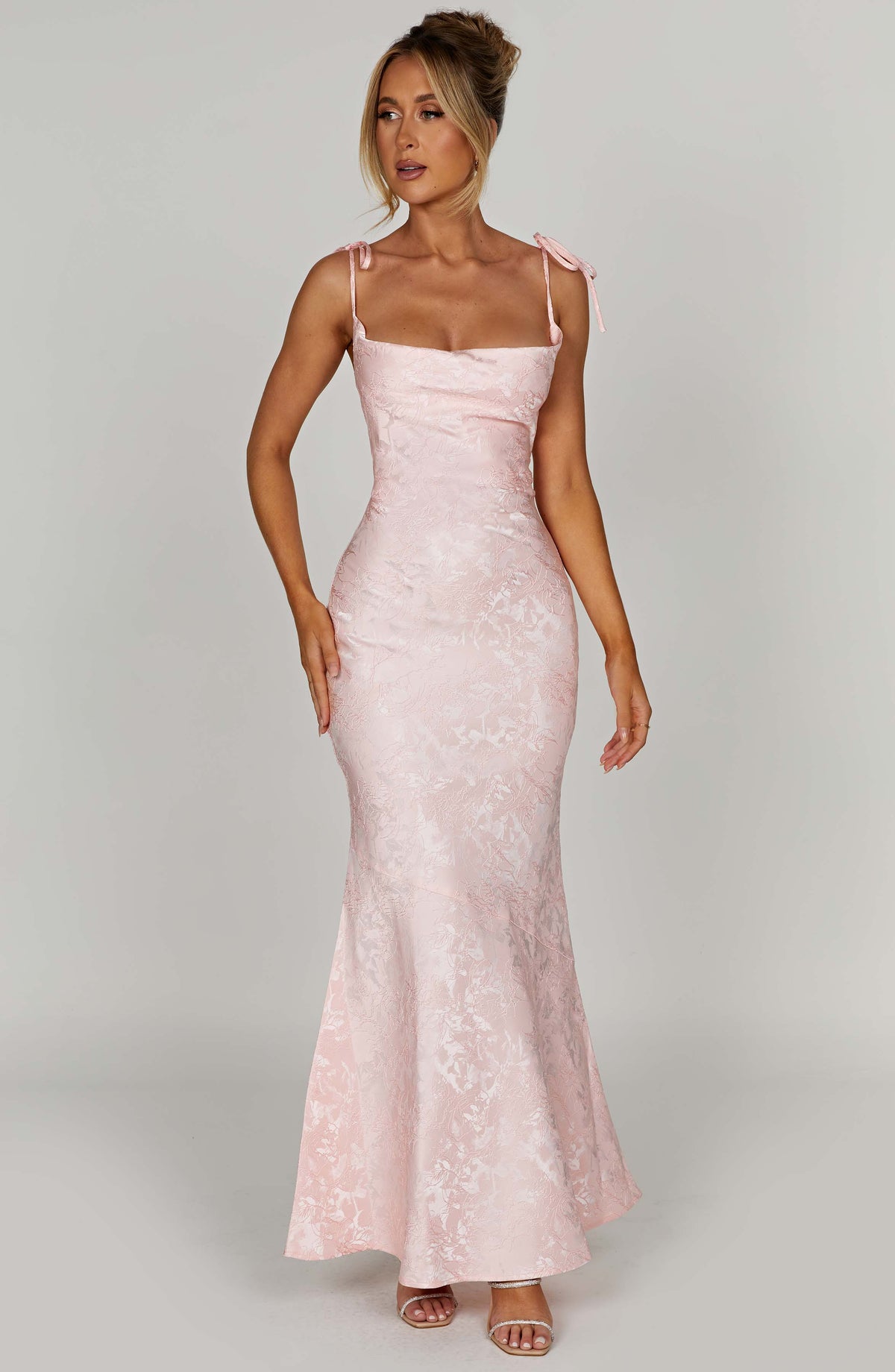 Vestido Maxi de Escote Drapeado Nuria